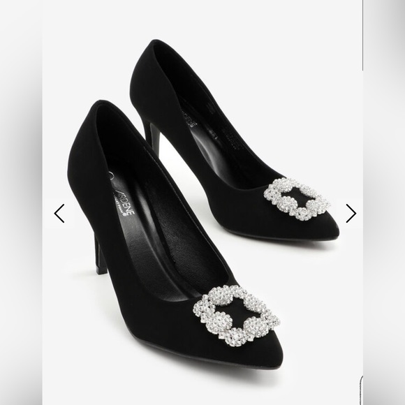 Gorgeous shoes- new ! - Picture 1 of 5